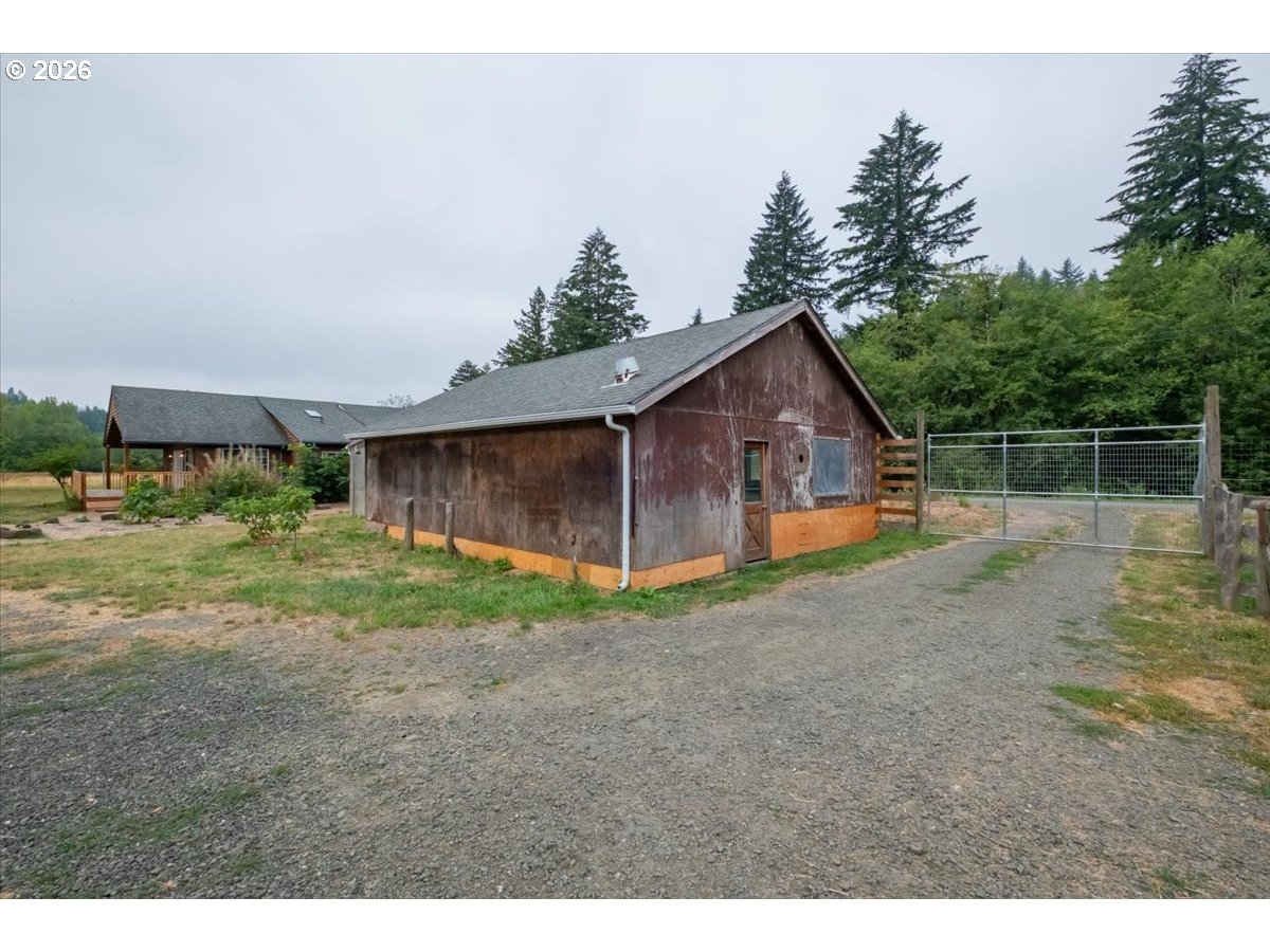 36435 Devitt Rd Property Photo 4