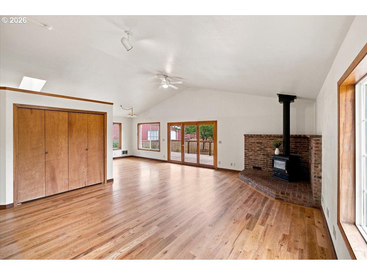 36435 Devitt Rd Property Photo 6