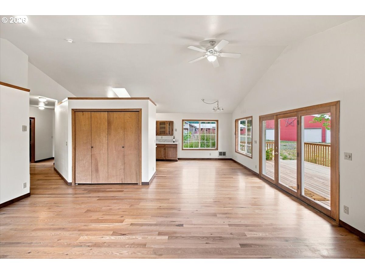 36435 Devitt Rd Property Photo 8