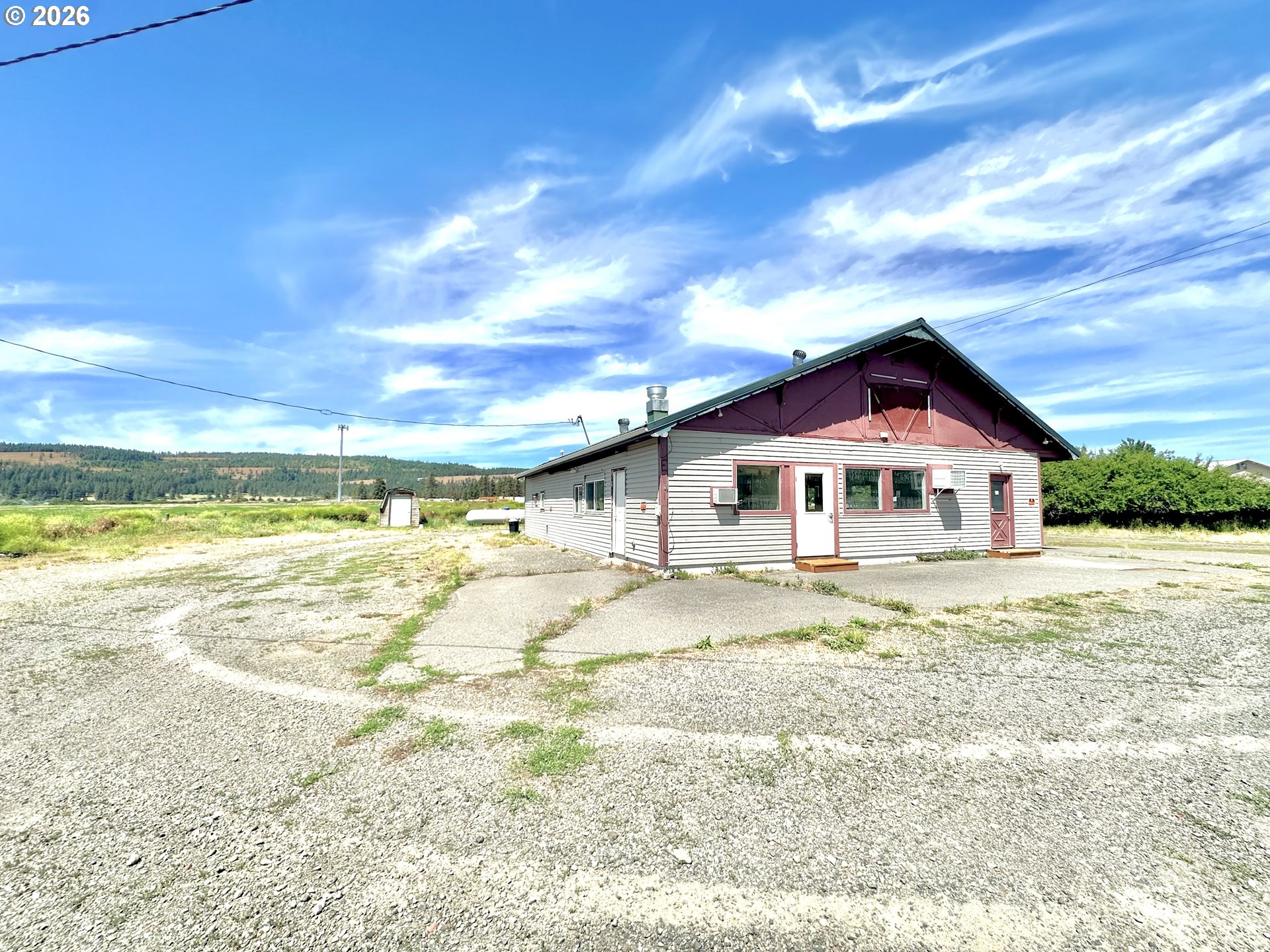 71005 Highway 82 Property Photo 2