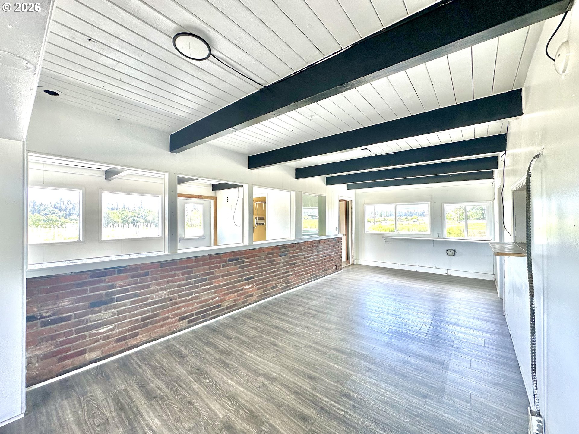 71005 Highway 82 Property Photo 5