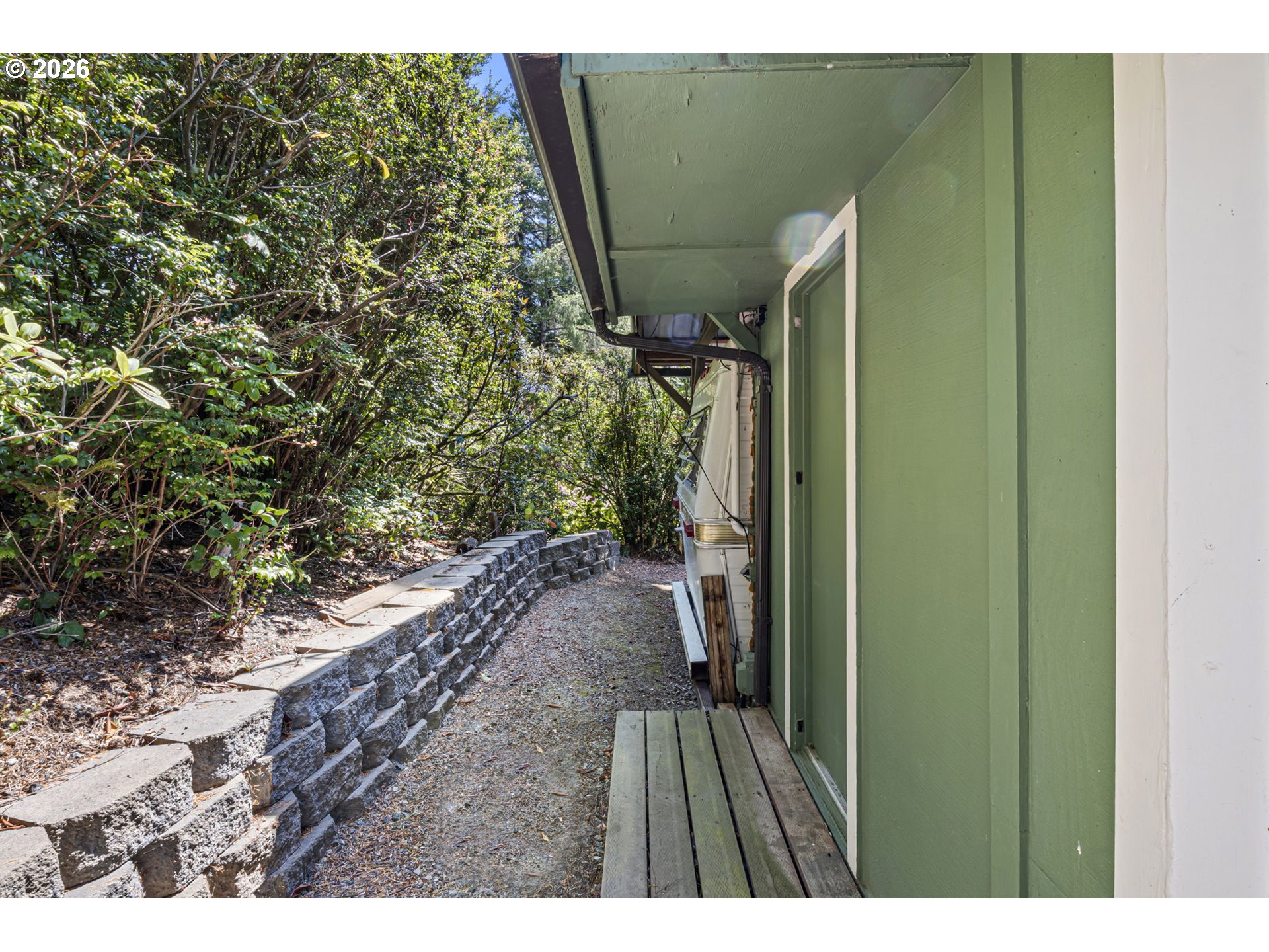 252 Outer Dr Property Photo 29