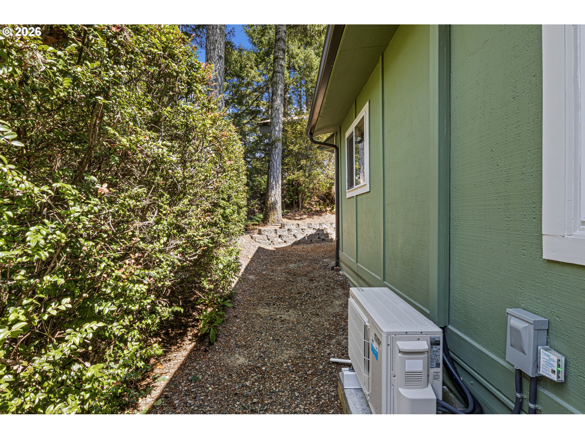 252 Outer Dr Property Photo 30