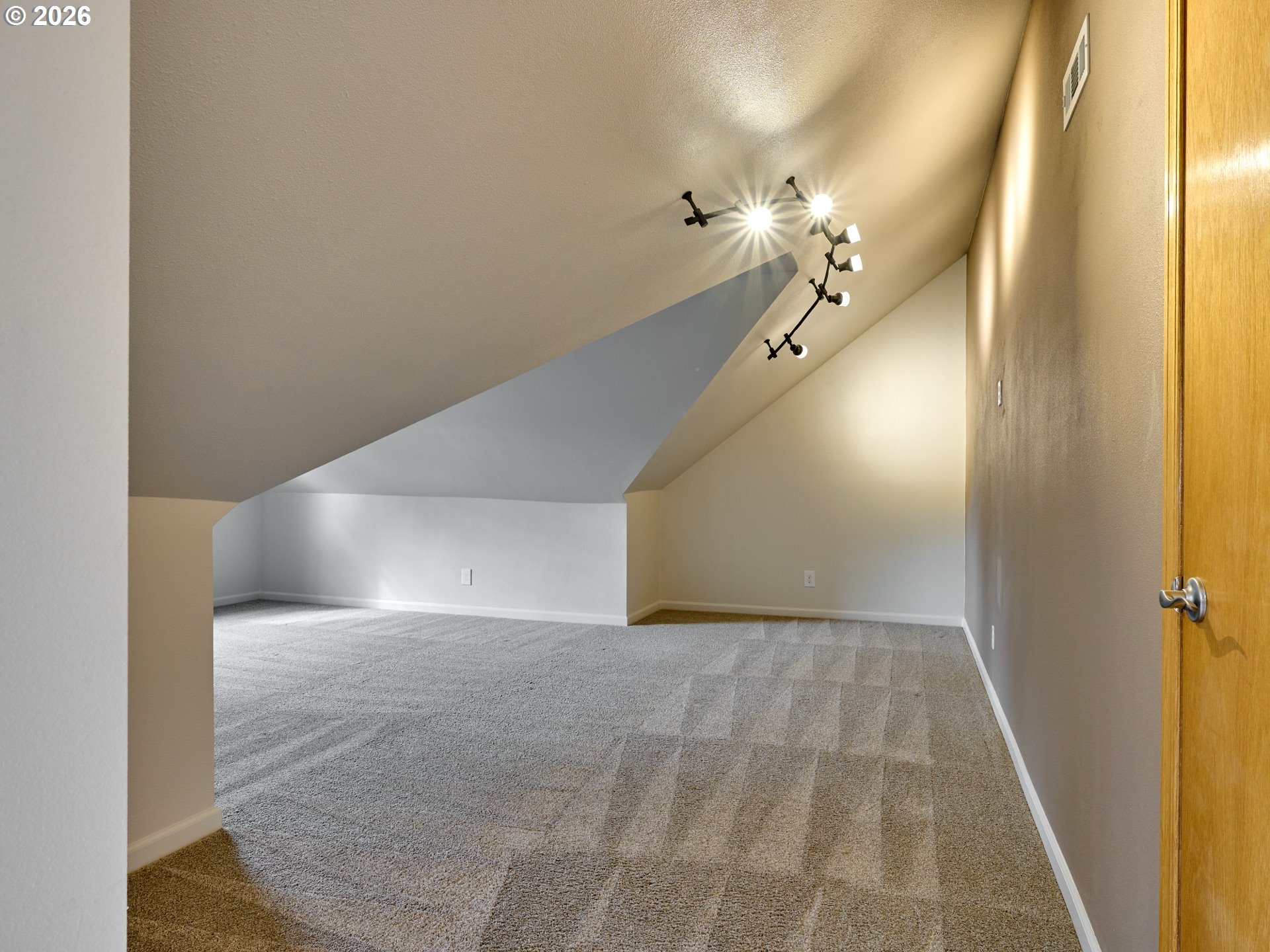 103 Cedar Bluff Cir Property Photo 29