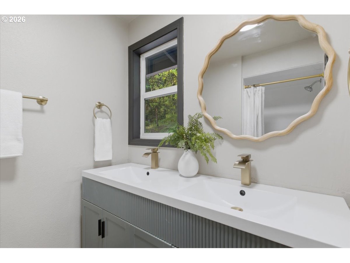 15010 Clackamas River Dr Property Photo 24