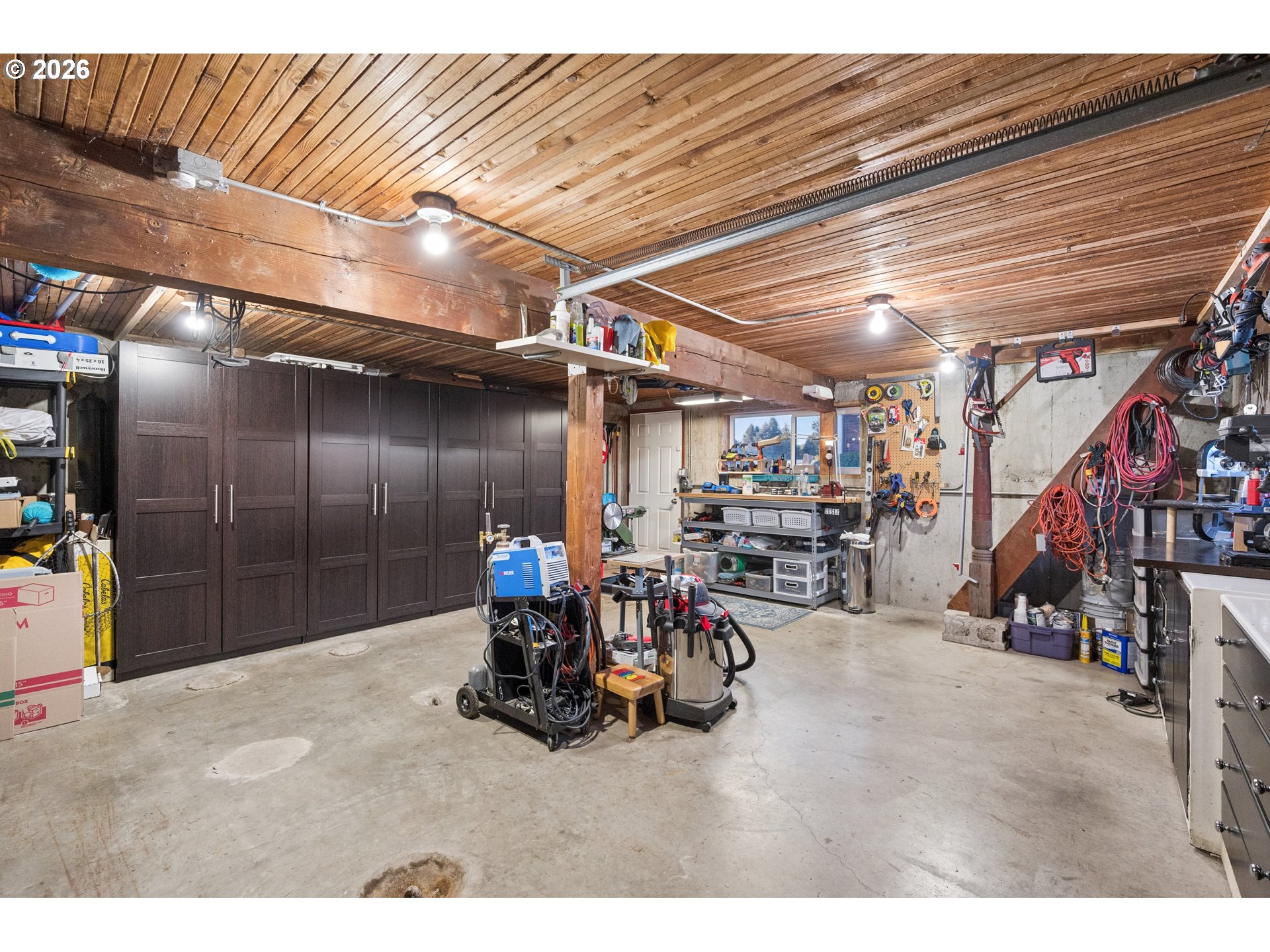 21511 Ne Interlachen Ln Property Photo 6