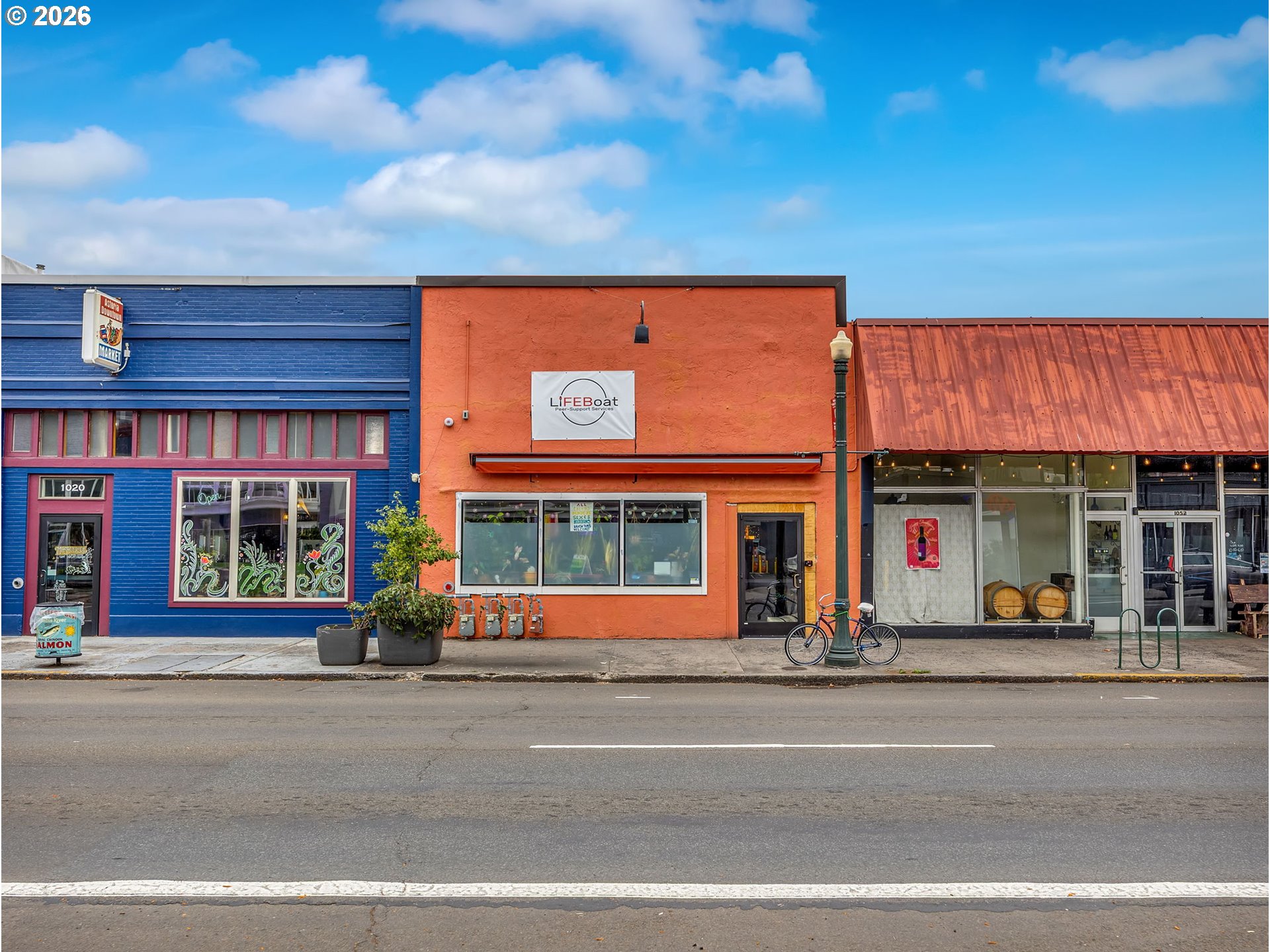 1040 Commercial St Property Photo 1