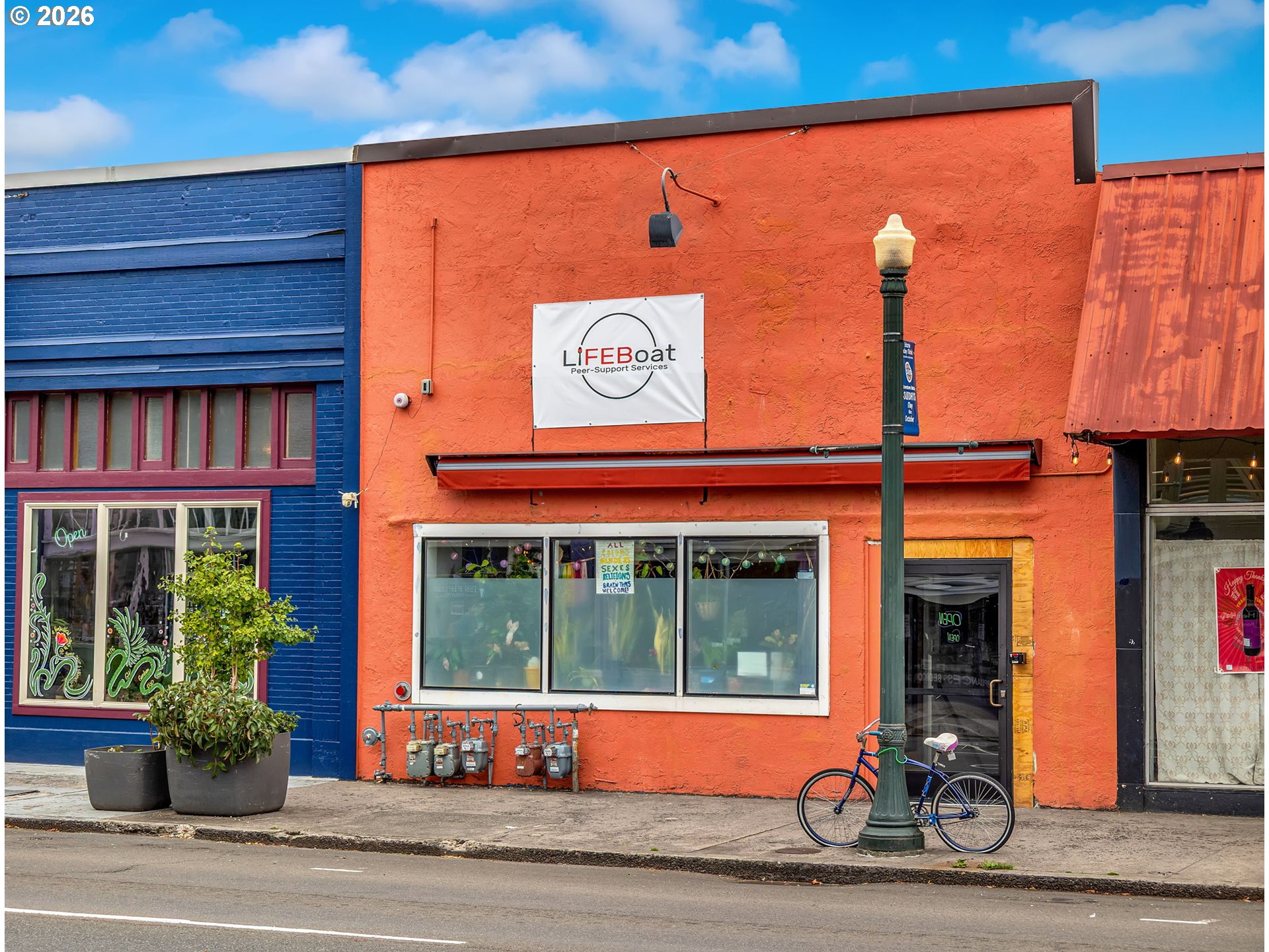 1040 Commercial St Property Photo 3