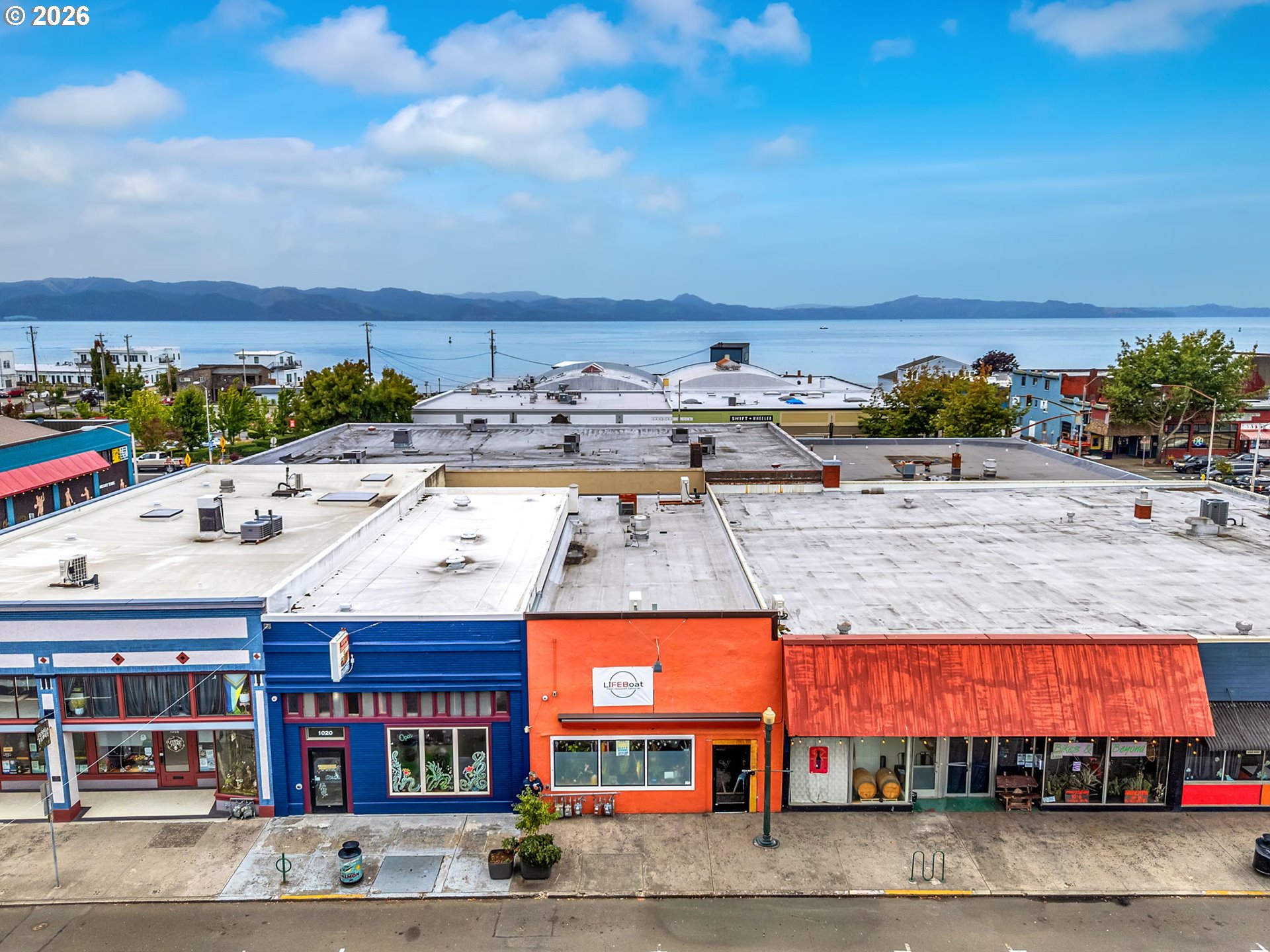 1040 Commercial St Property Photo 9