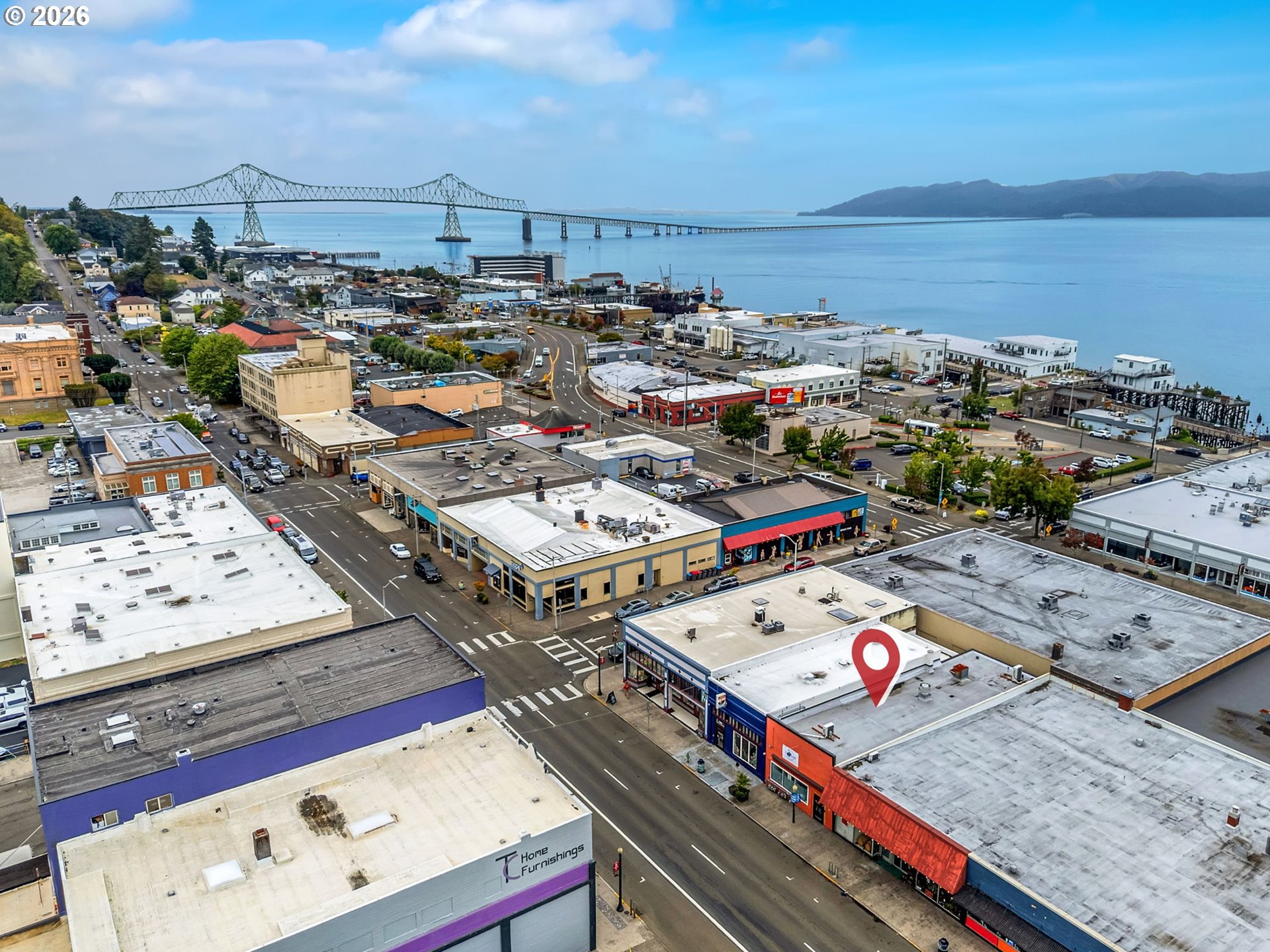 1040 Commercial St Property Photo 10