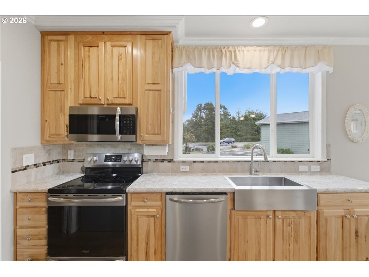 2050 Sw Green Ln Property Photo 16