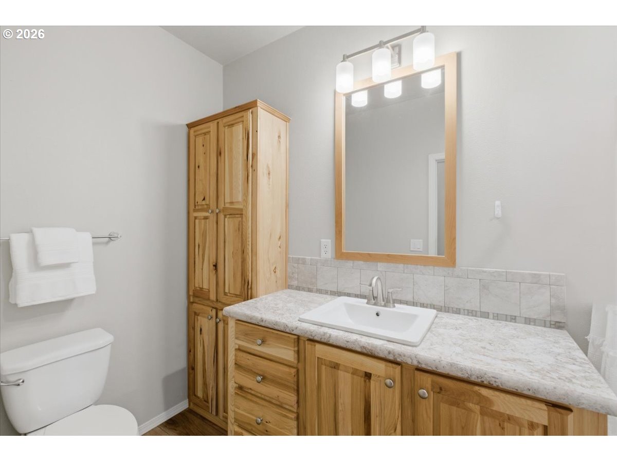 2050 Sw Green Ln Property Photo 26