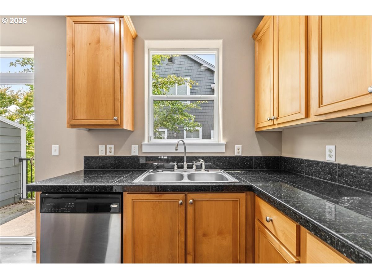 876 Nw Council Dr Property Photo 13