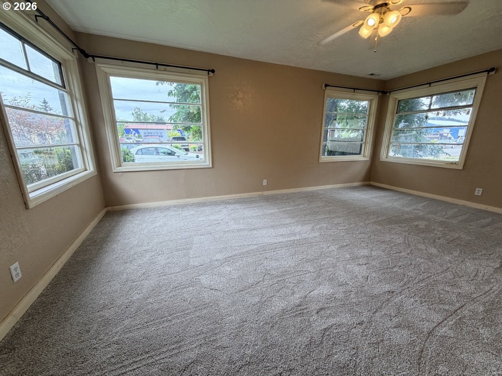 307 Sherman St Property Photo 7