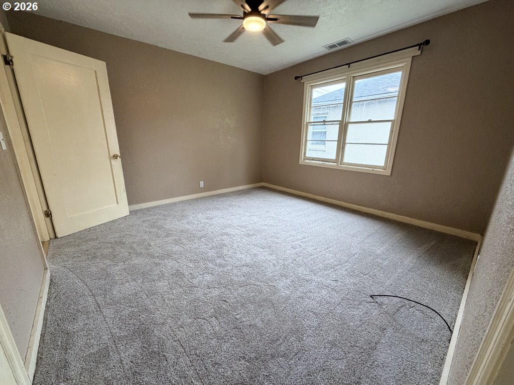 307 Sherman St Property Photo 9