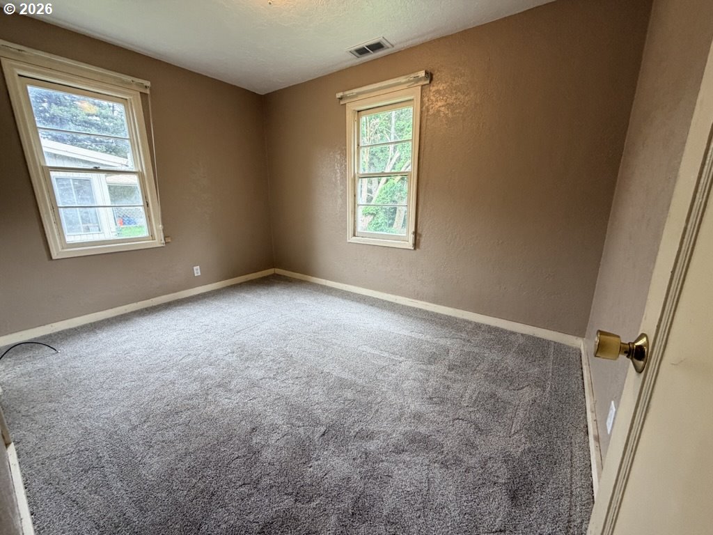 307 Sherman St Property Photo 11
