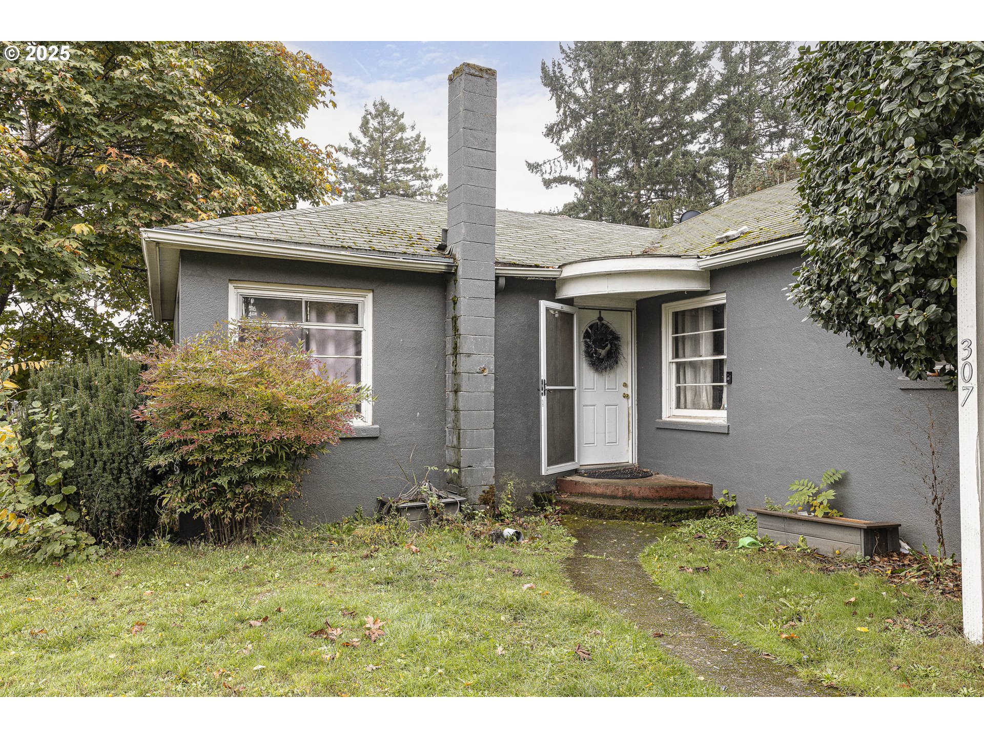 307 Sherman St Property Photo 17