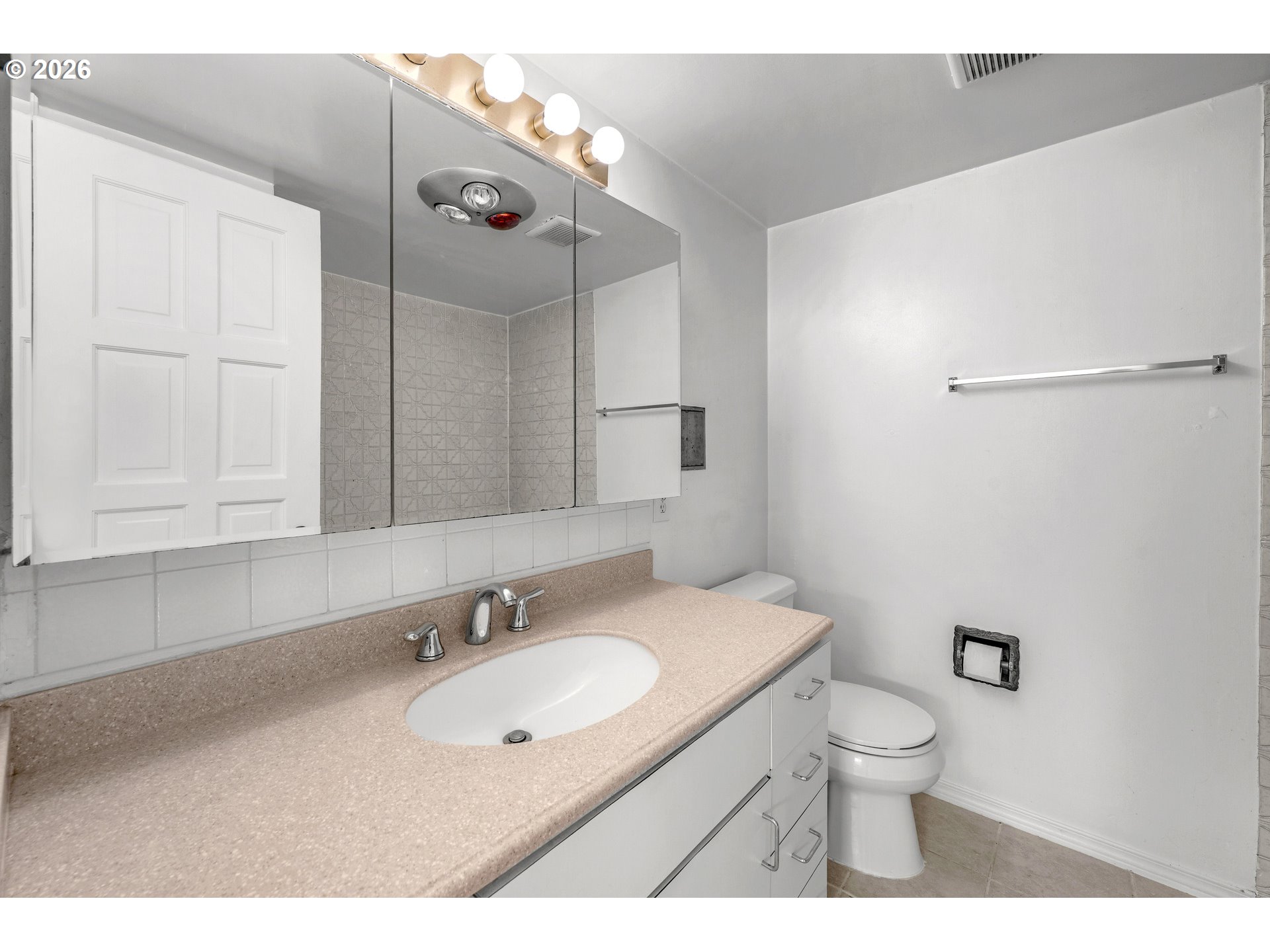2021 Sw Main St 48 Property Photo 30