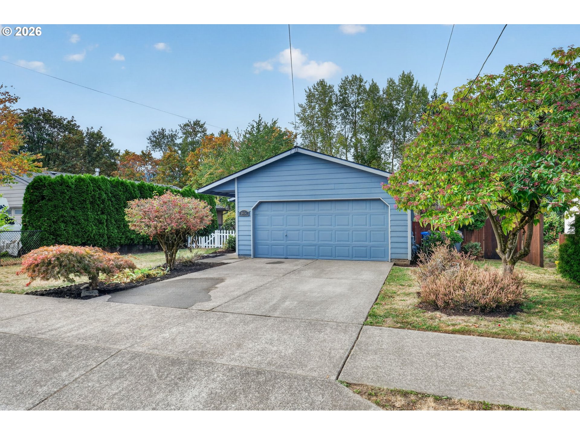 9654 N Edison St Property Photo 3
