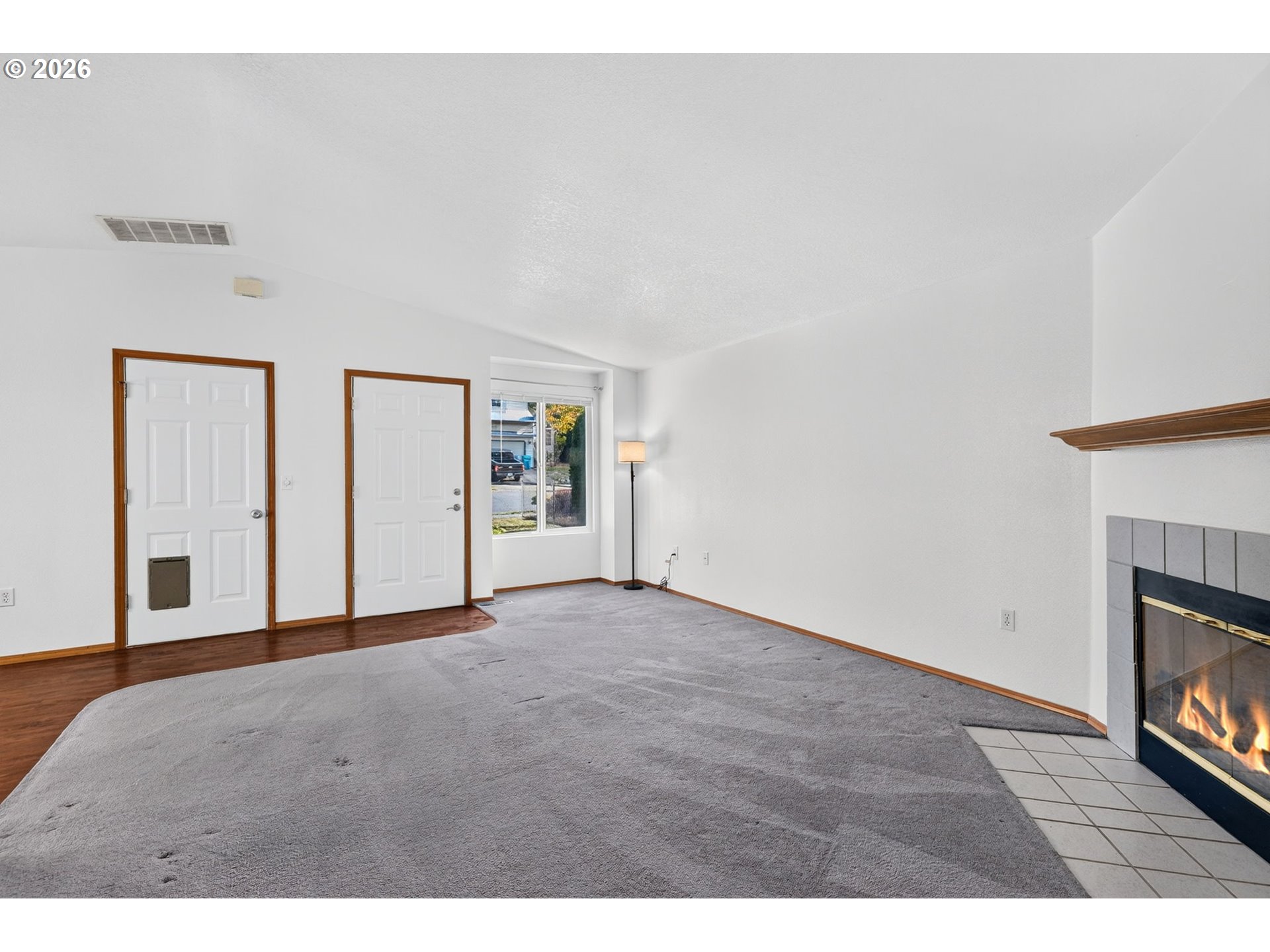 9654 N Edison St Property Photo 7
