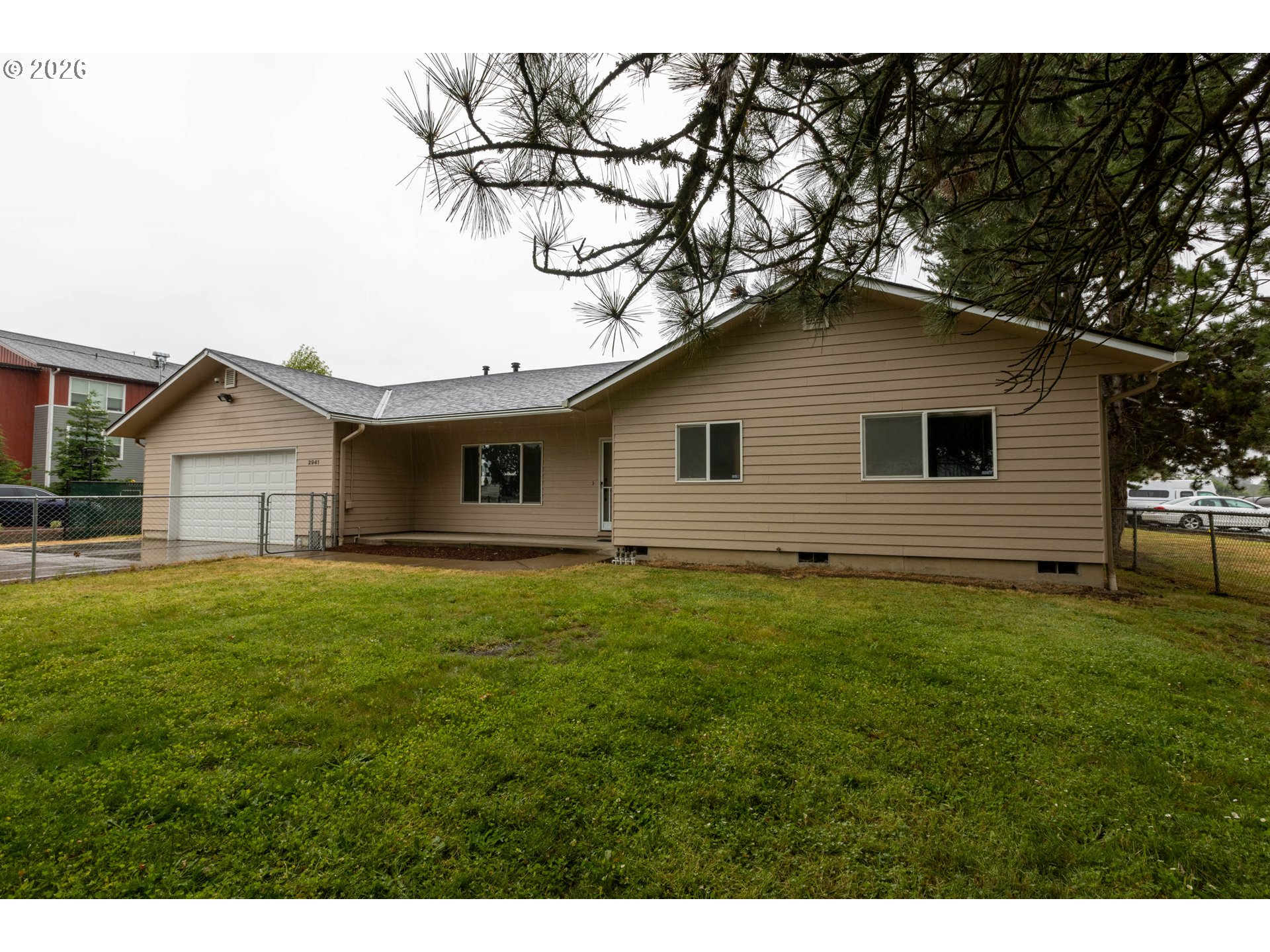 2941 Salem Ave Property Photo 1