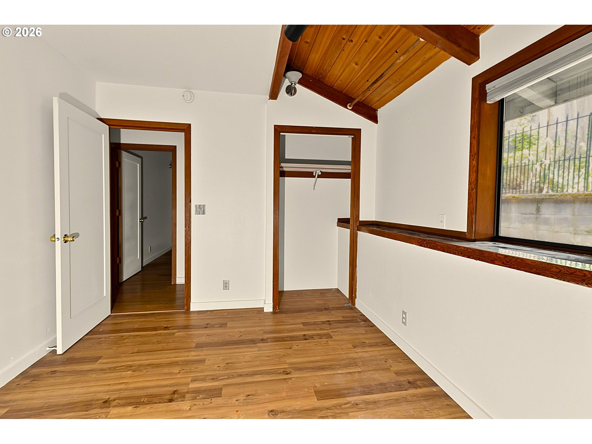 2505 Park Forest Dr Property Photo 17