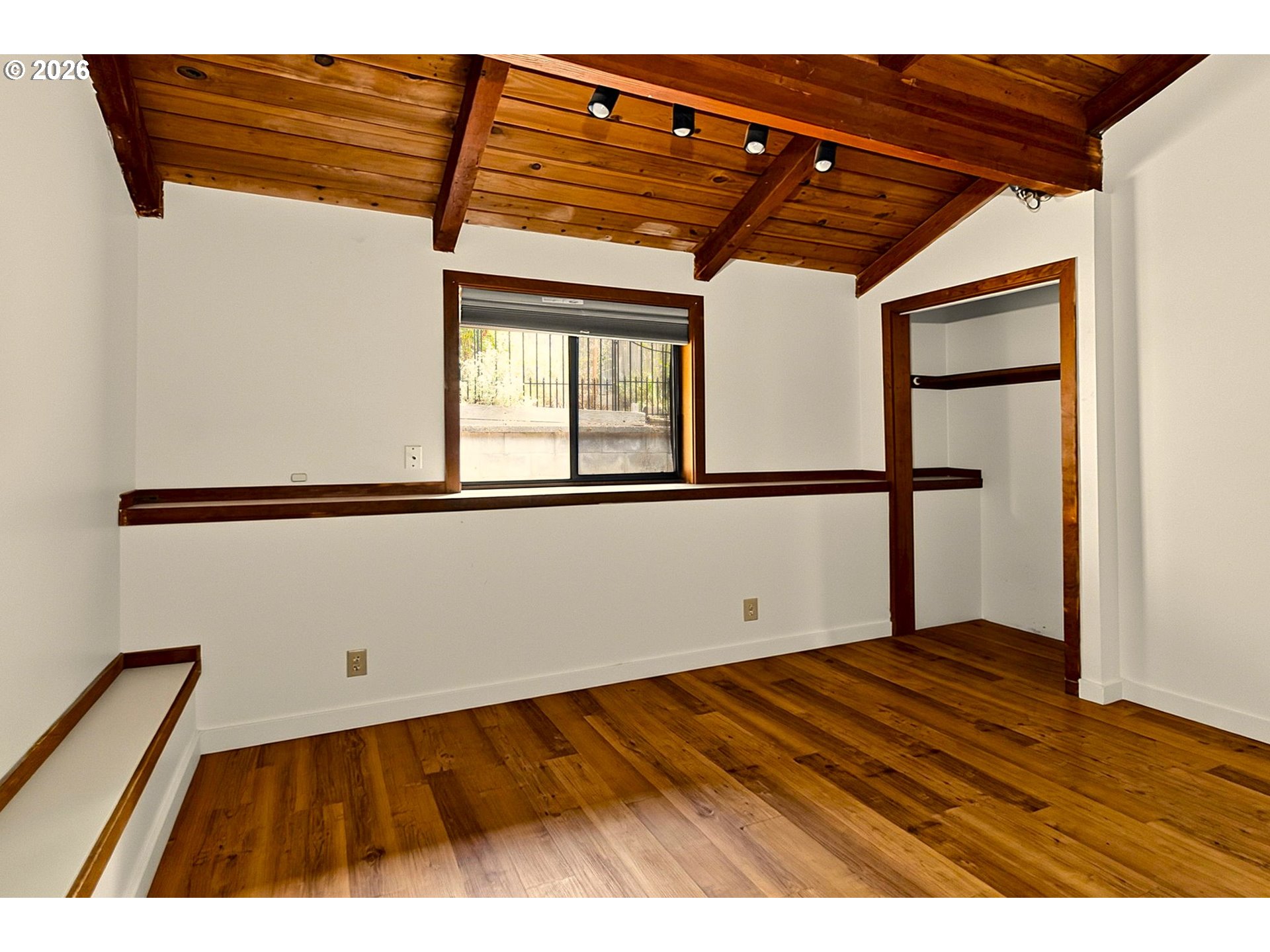 2505 Park Forest Dr Property Photo 20