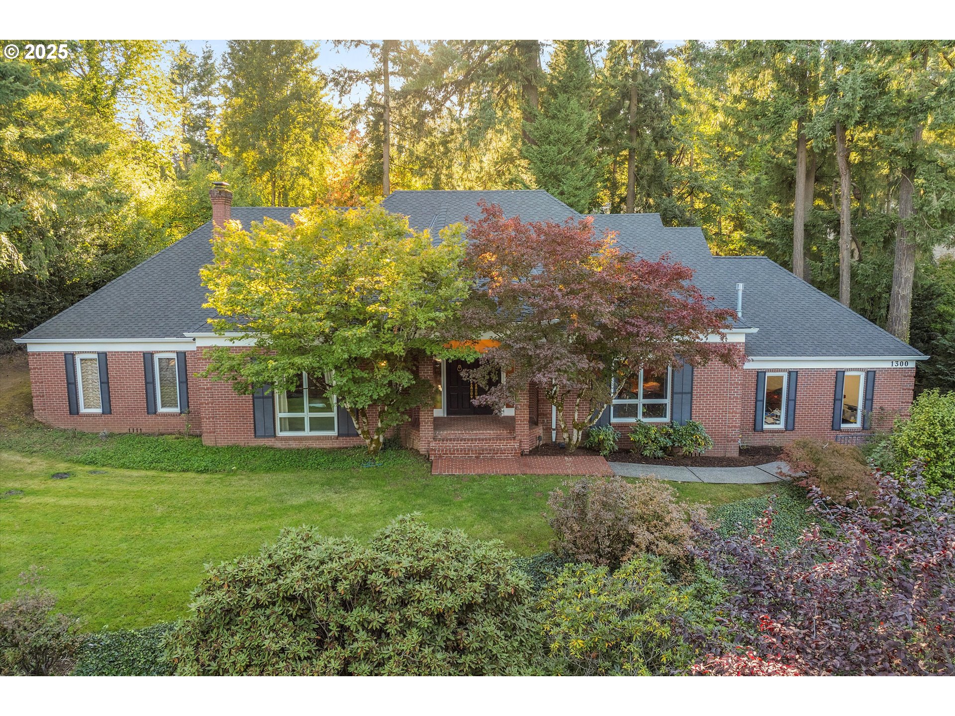 1300 Tyndall Ct Property Photo 1
