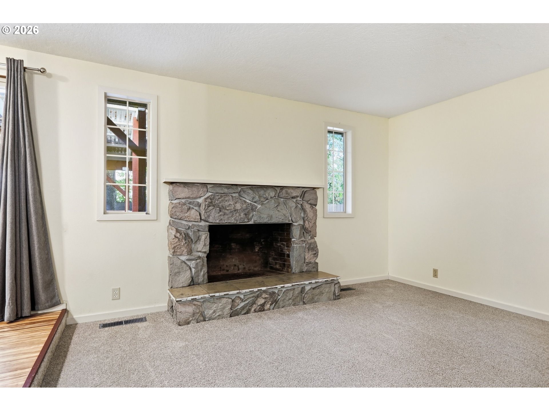 2245 Princeton Dr Property Photo 8