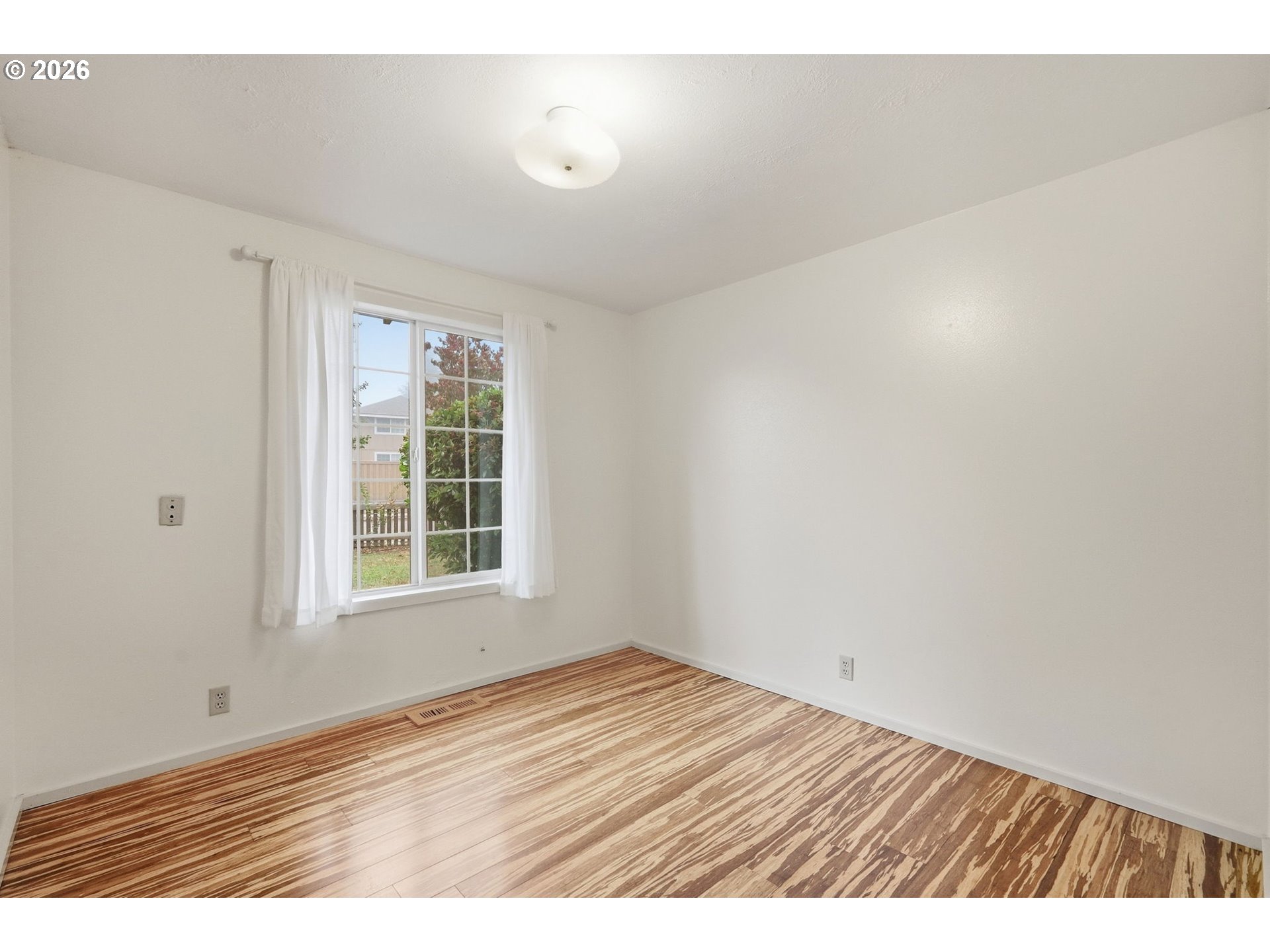 2245 Princeton Dr Property Photo 24