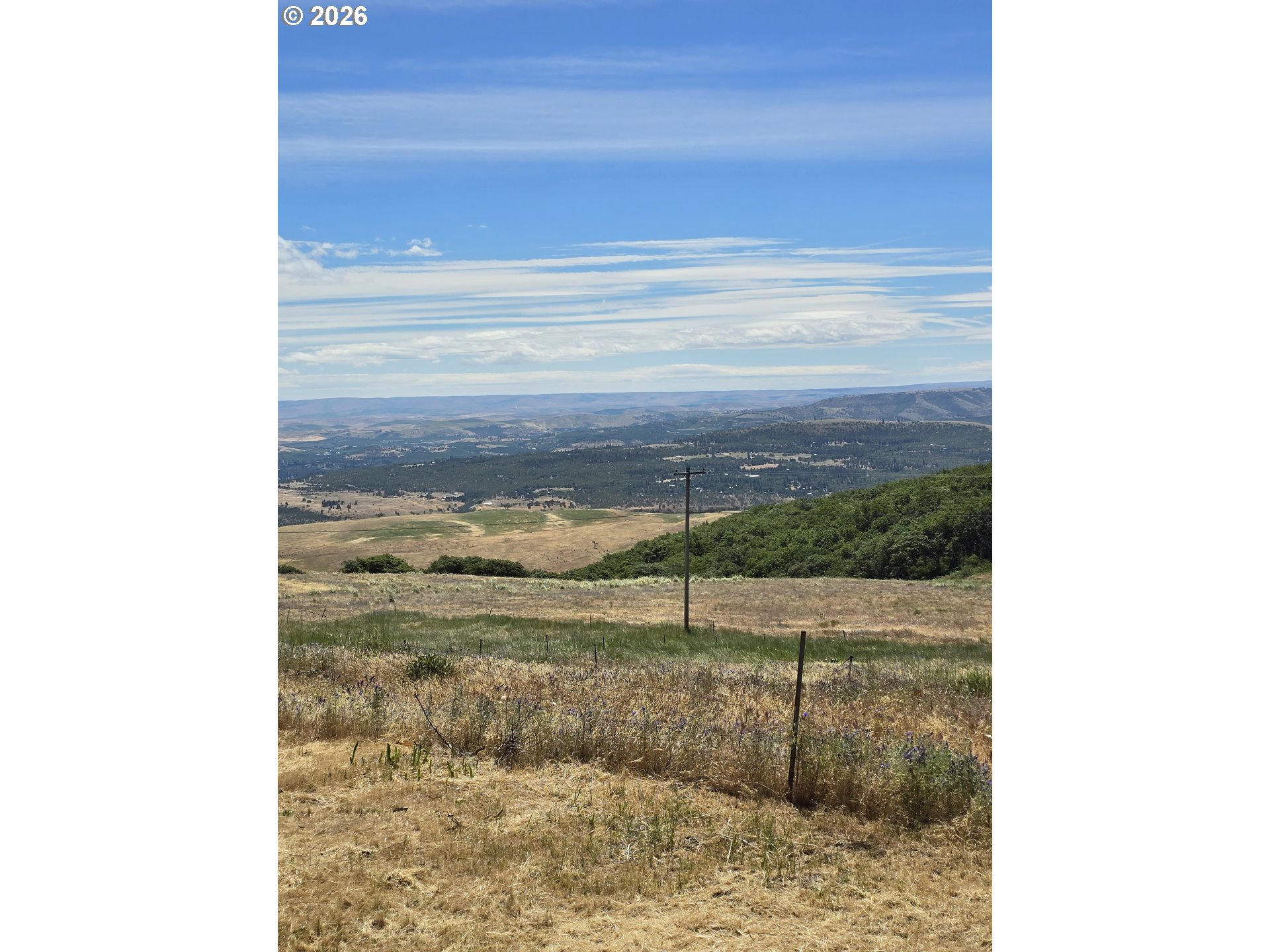 2080 Mountain View Dr Property Photo 4