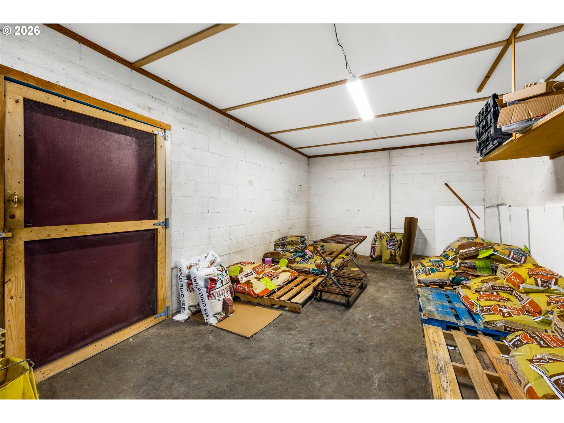 7550 Logsden Rd Property Photo 25