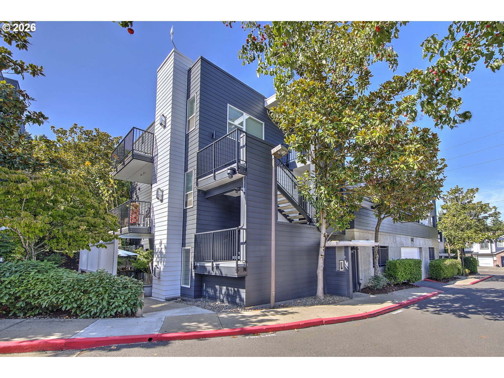 602 S NEVADA ST D Property Photo 1