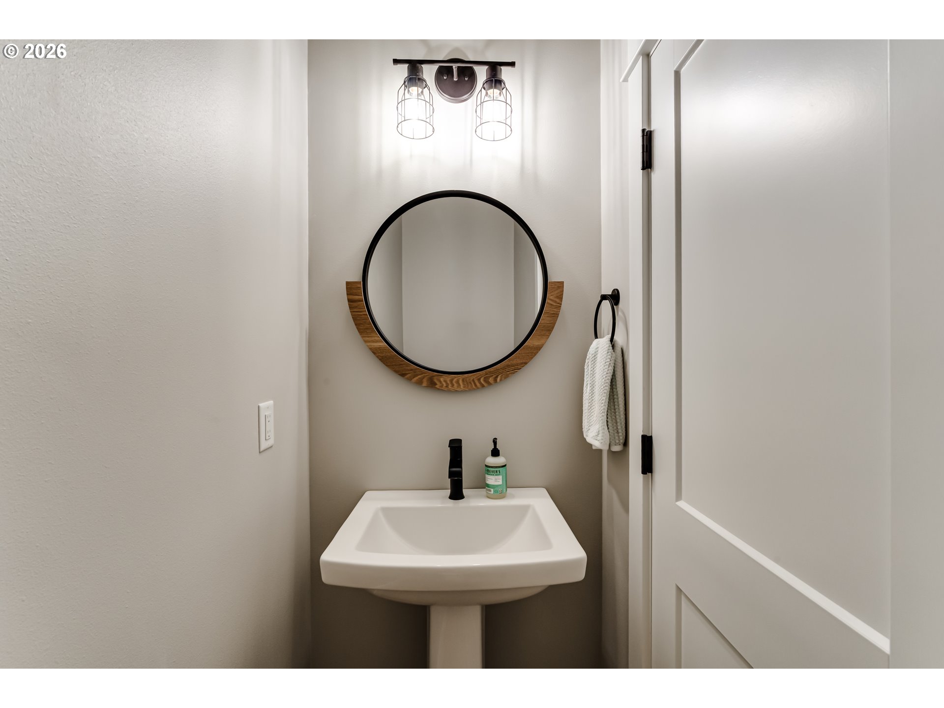 1532 Sand Trap Ln Property Photo 17