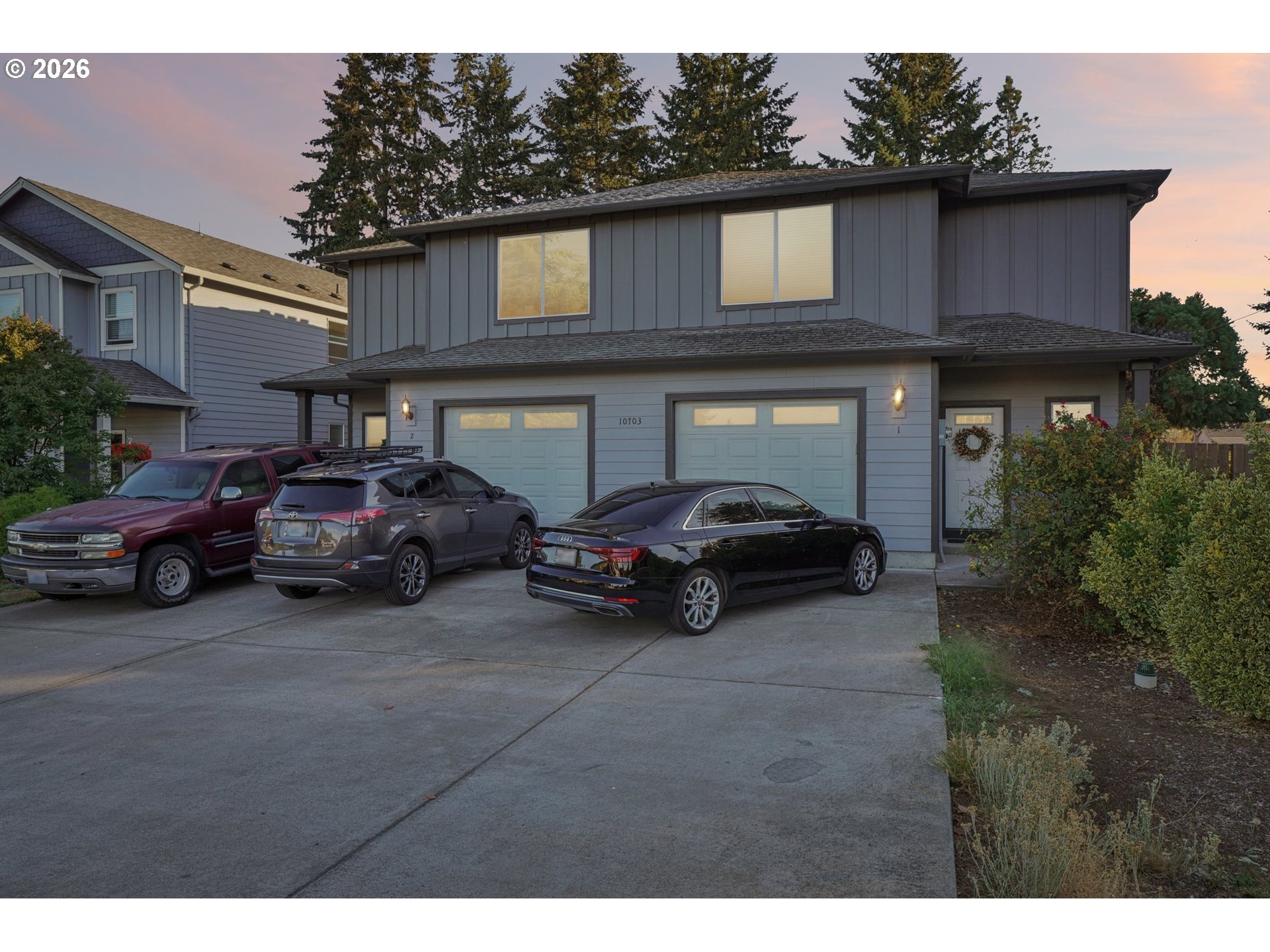 10703 Ne 70th St Property Photo 1