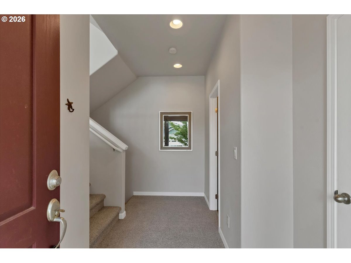 4390 Sequoia Loop Property Photo 5