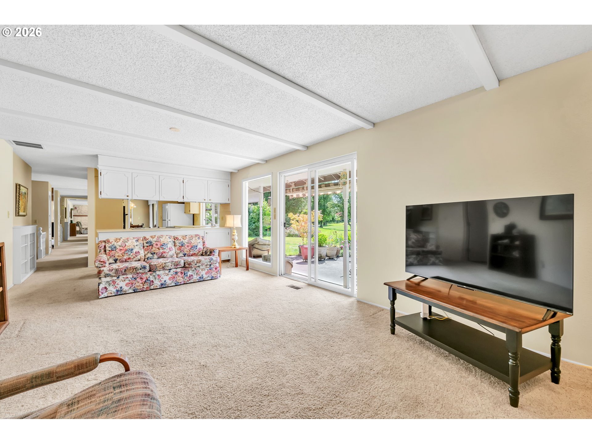 1922 Springhill Dr Property Photo 13
