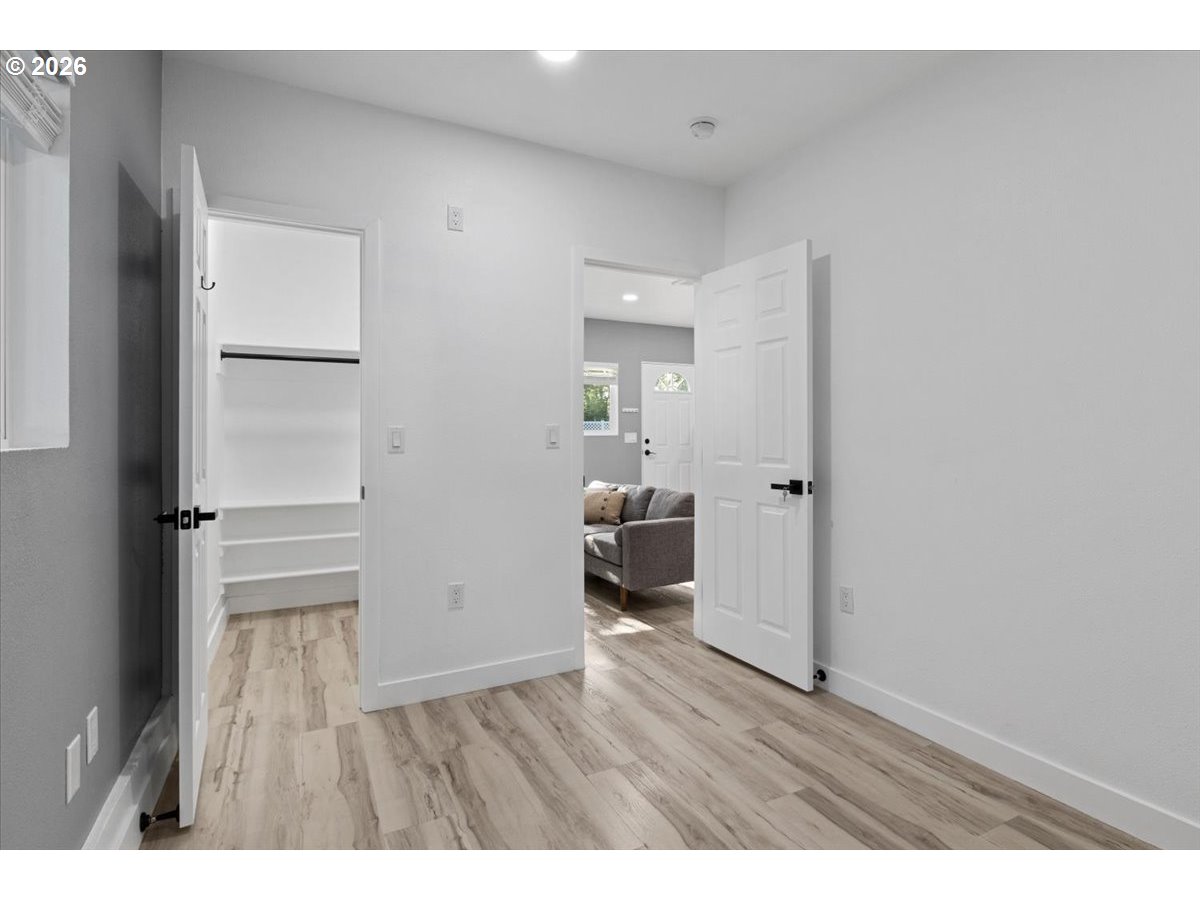 1123 Jays Dr Property Photo 30