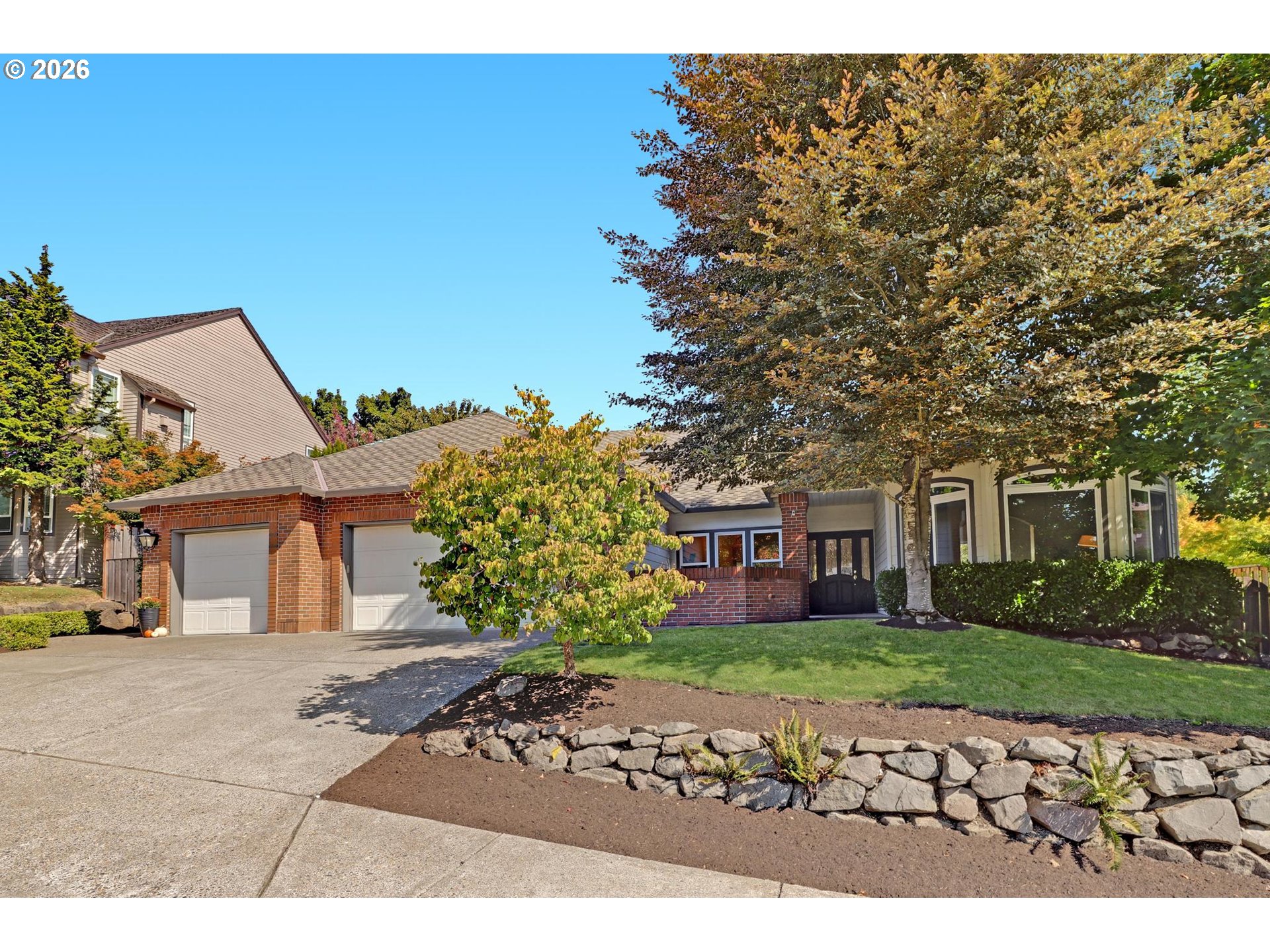 3824 Nw Brookview Way Property Photo 1