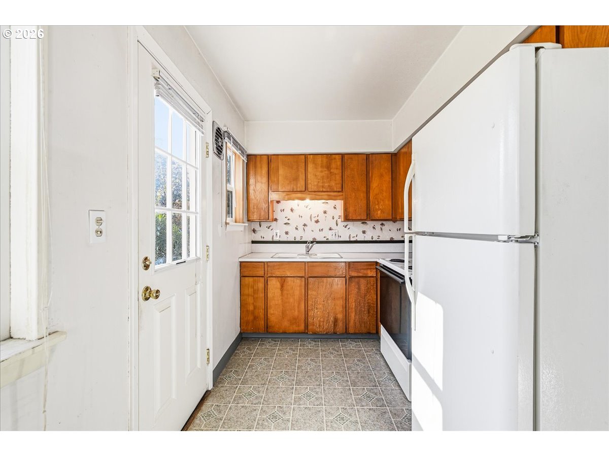 7404 Ne Hassalo St Property Photo 14