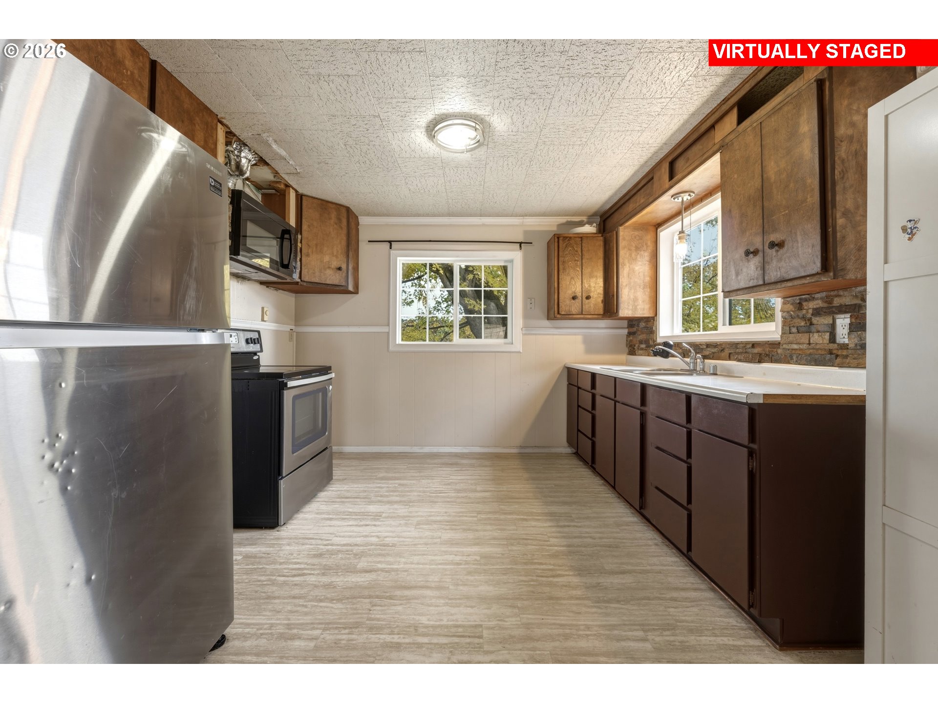 85183 Highway 11 Property Photo 12
