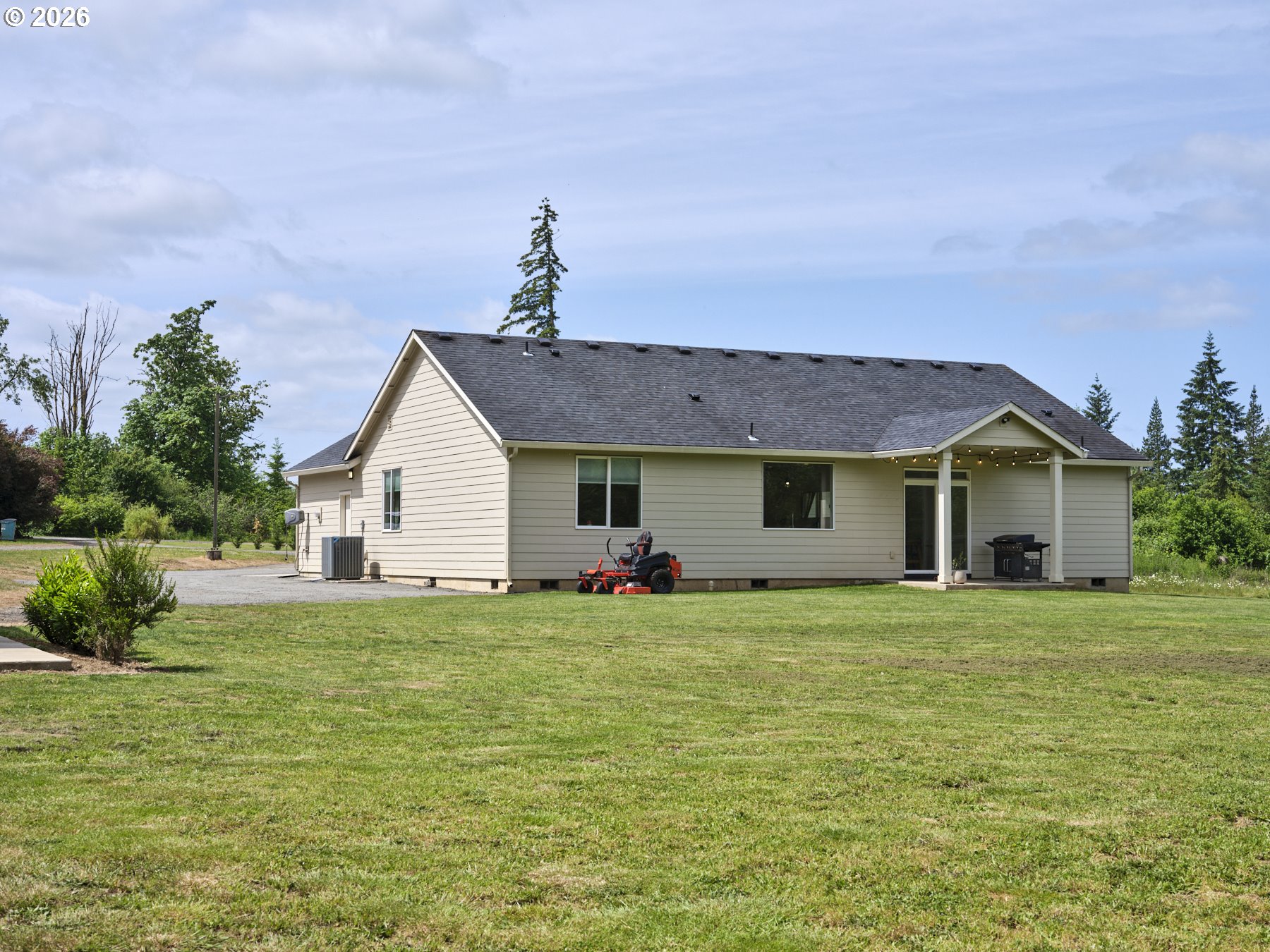 560 Park Rd Property Photo 34