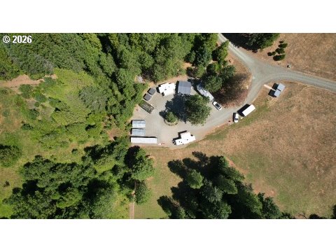 570 Tunnel Rd Property Photo 1