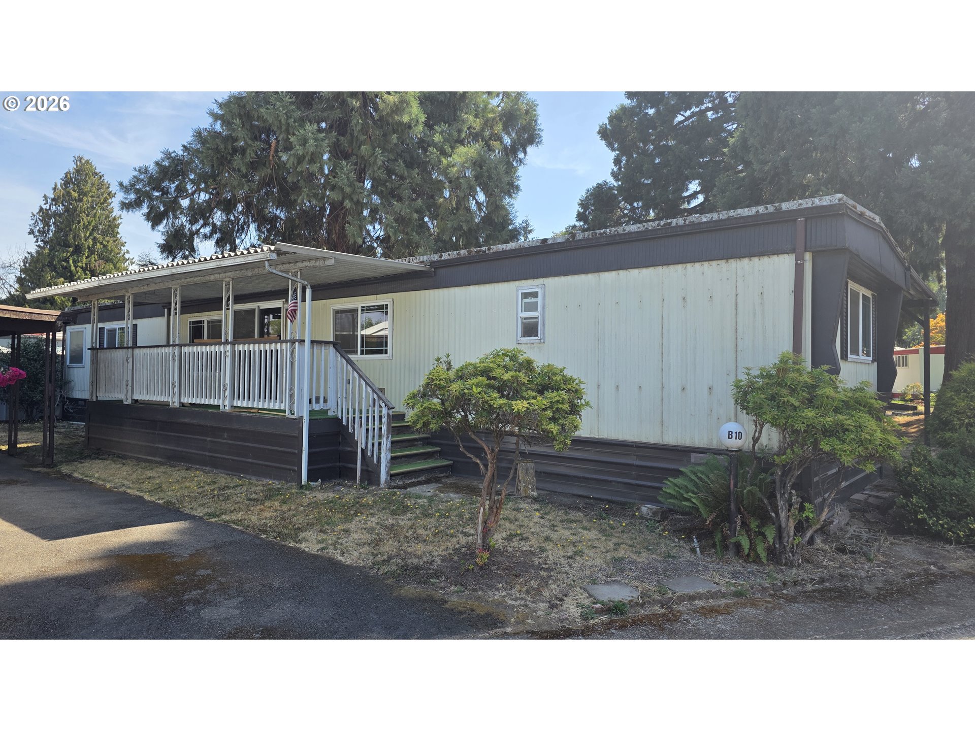 1625 HENDERSON AVE B10