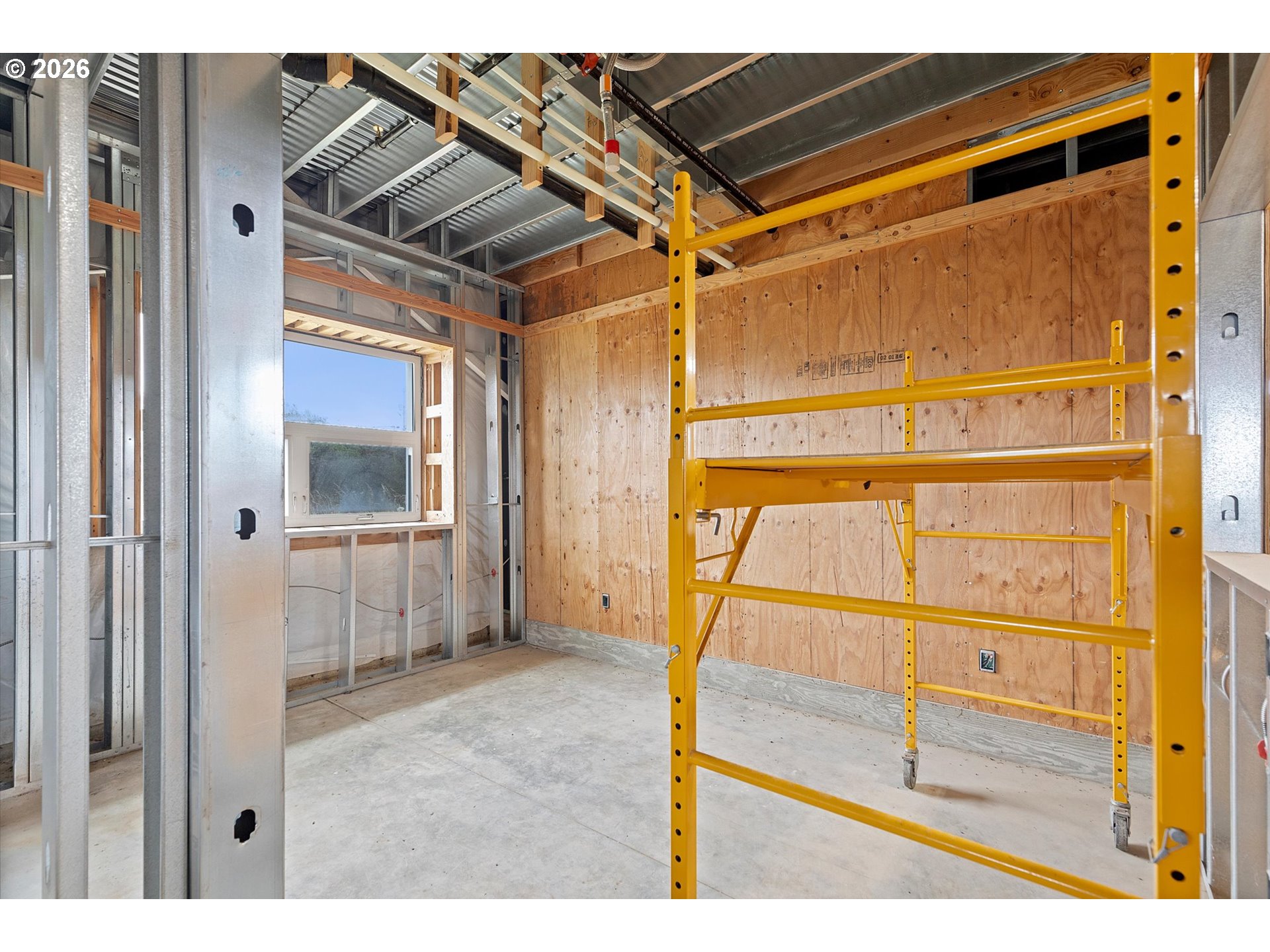 1025 Nw Grove St Property Photo 17