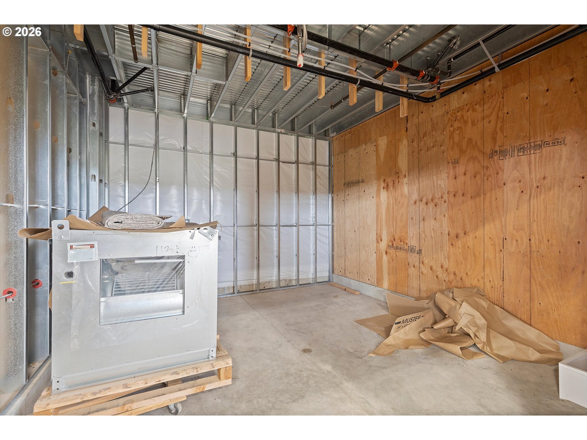 1025 Nw Grove St Property Photo 25