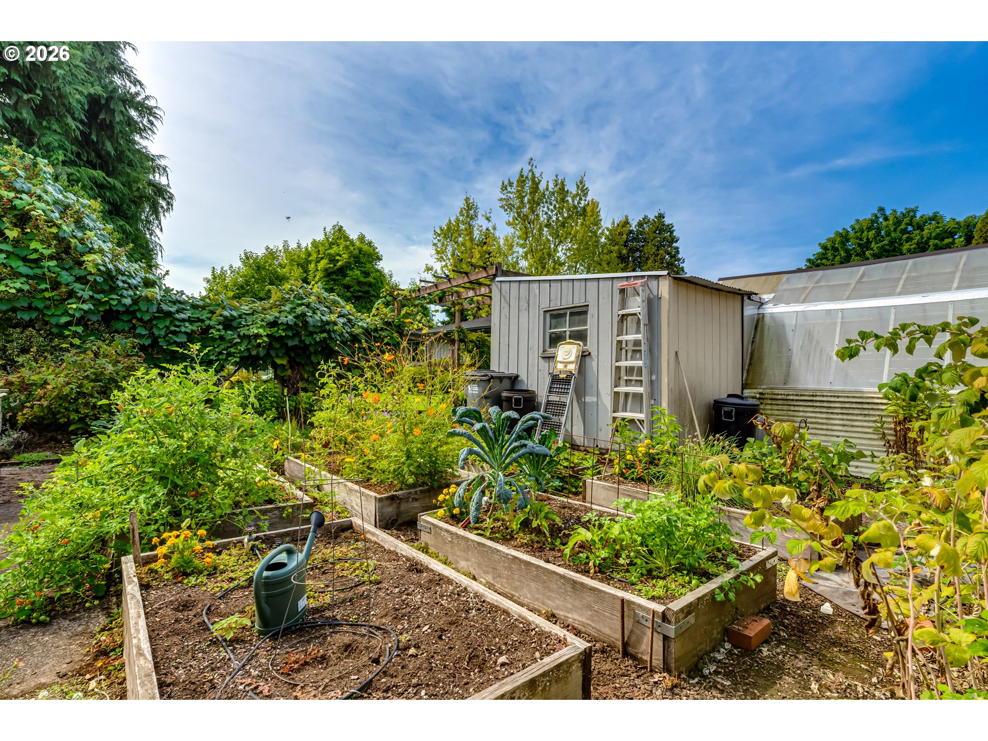 727 Elm Dr Property Photo 40