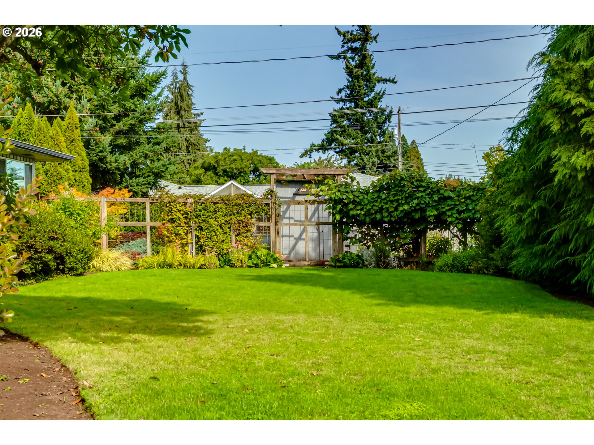 727 Elm Dr Property Photo 41