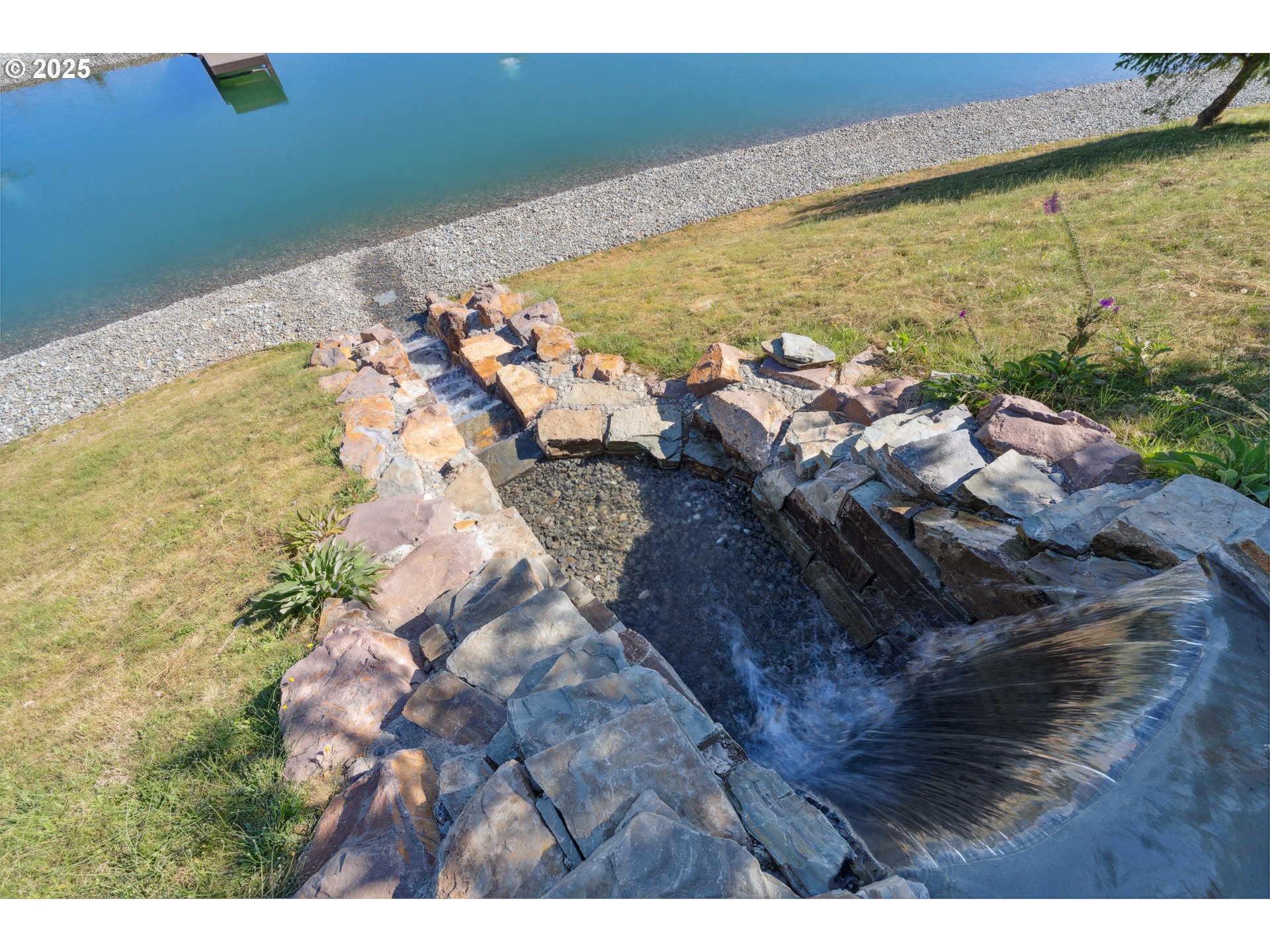 Bridgeview Dr Property Photo 11