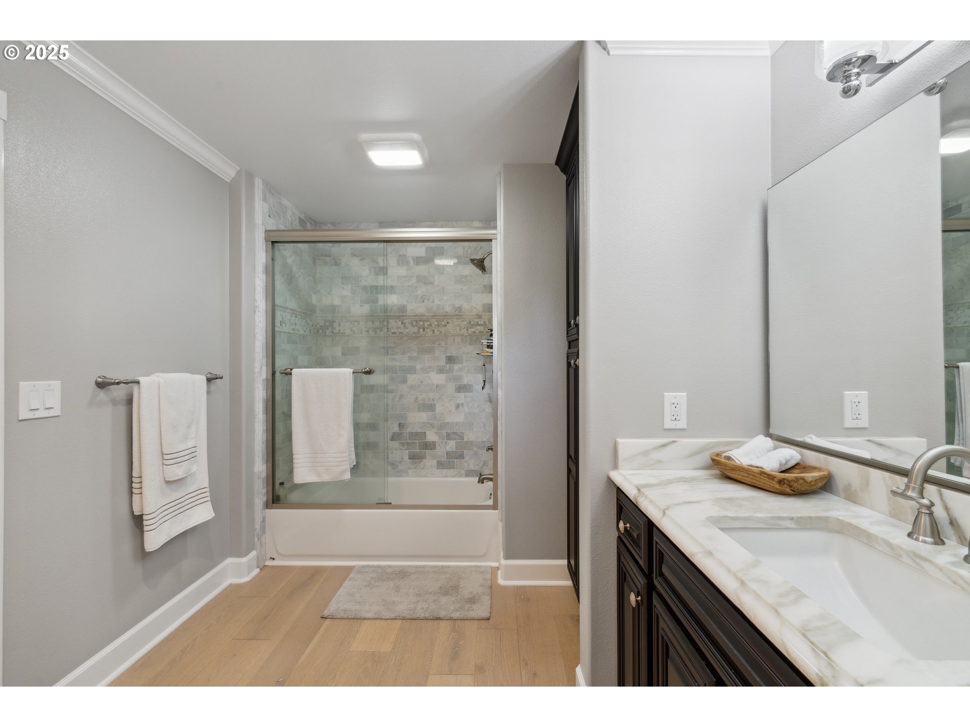 Bridgeview Dr Property Photo 34